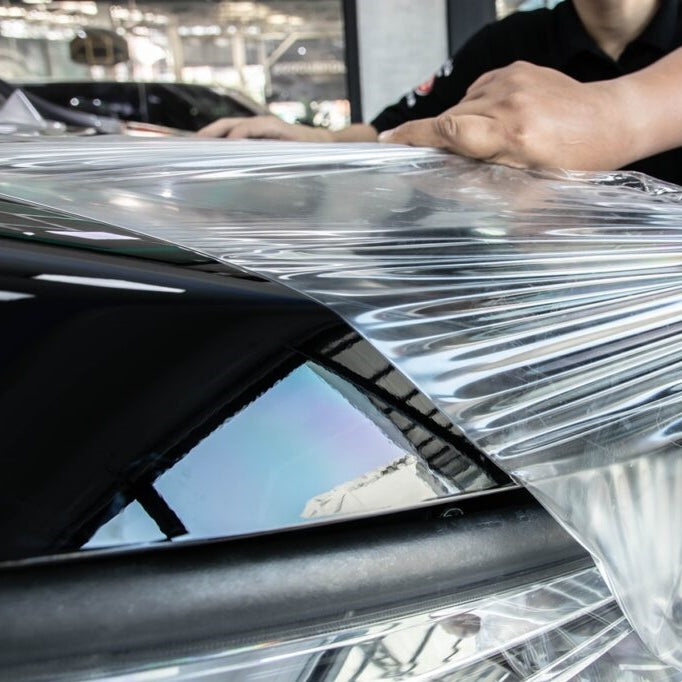 RPPF's vinyl ppf film uses acrylic adhesive, making it easy to remove without leaving any glue residue whenever you're ready, without causing damage to your car.